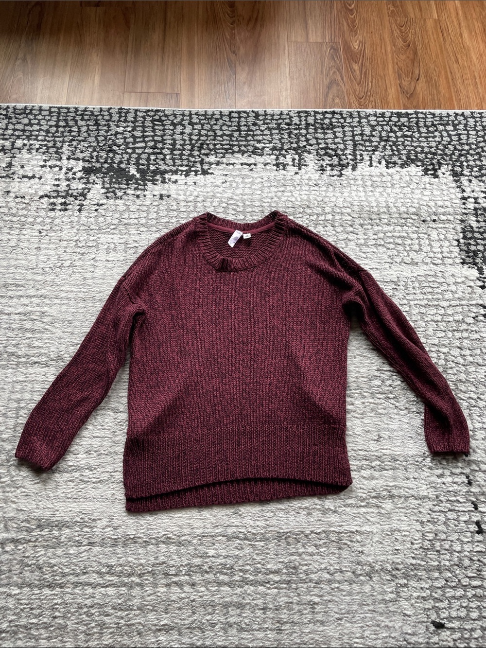Women's Scoop Neck Marled Sweater in Burgundy